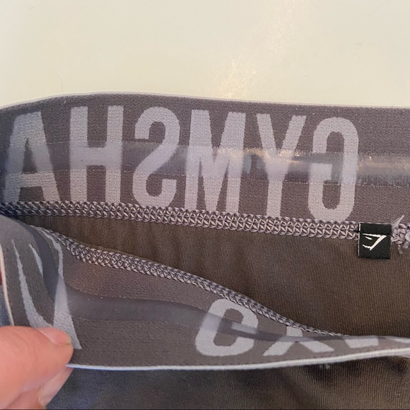 Gymshark Women's Grey Leggings Size Medium - Picture 8 of 12
